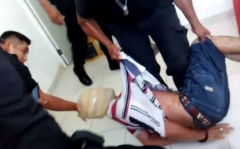 Video: policías de Yucatán torturan a joven detenido por robar ganado