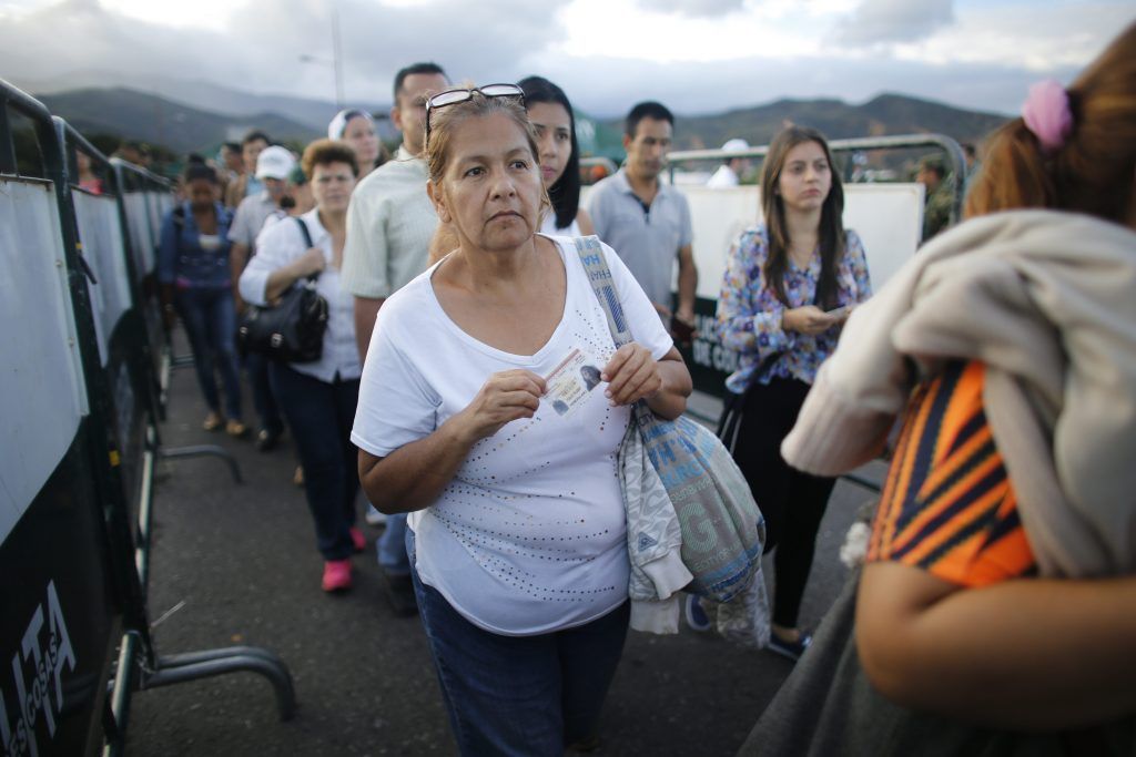 Venezolanos abarrotan frontera con Colombia para comprar comida - Venezuela-8-1024x683