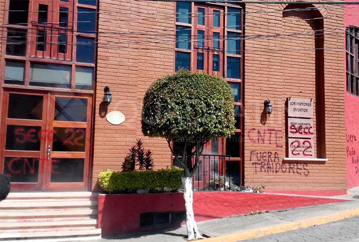 CNTE realiza actos vandálicos en hotel de Oaxaca - WhatsApp-Image-20160712-4