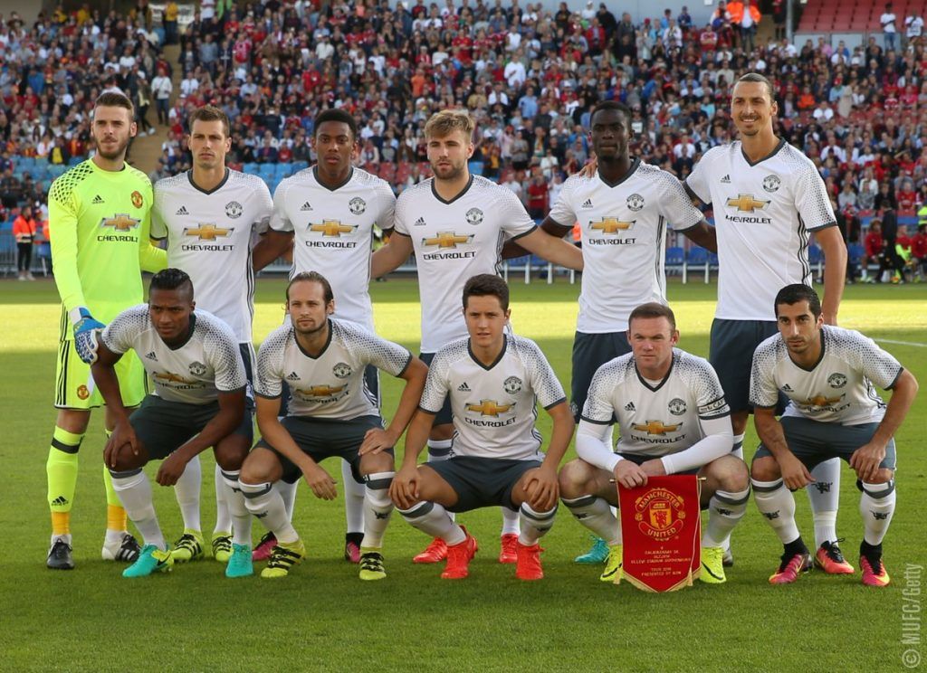 Video: Zlatan debuta con el Manchester United metiendo un golazo - ZLatan-1024x744