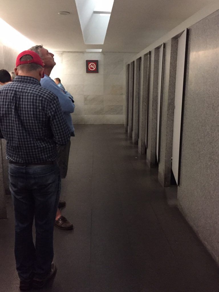 Diez cosas que odiamos del AICM - aicm3-768x1024