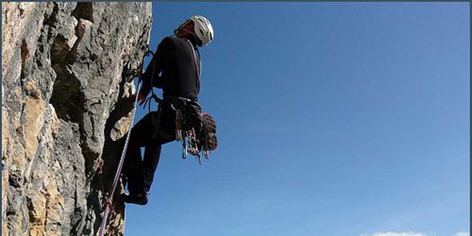 Piden ayuda para repatriar restos de alpinista mexicano