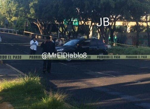 Ejecutan a hombre sobre Periférico y Míramontes - asesinato-periferico-miramontes-3