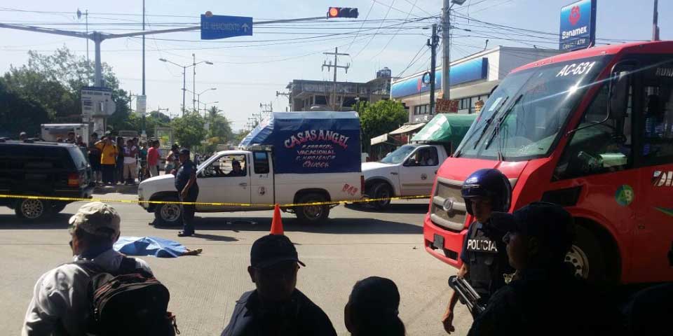 Muere mujer atropellada por Acabús