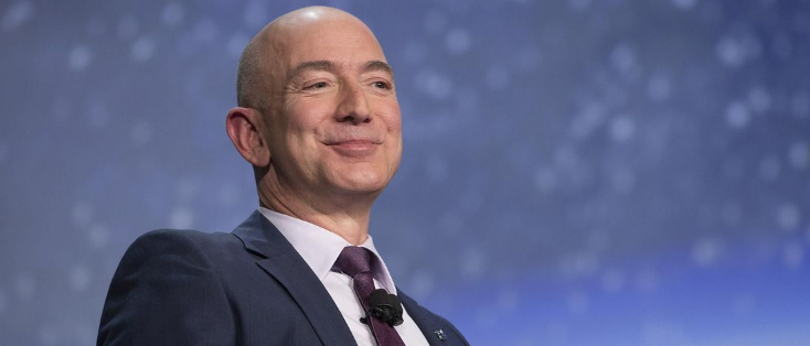 El fundador de Amazon se convierte en la tercer persona más rica del mundo