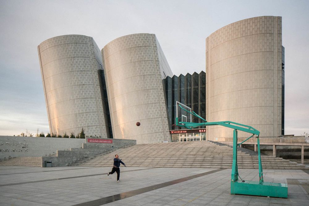 Ordos, la gran ciudad fantasma de China - biblioteca-ordos
