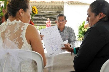 Dos internas contraen matrimonio en cárcel de Jalisco