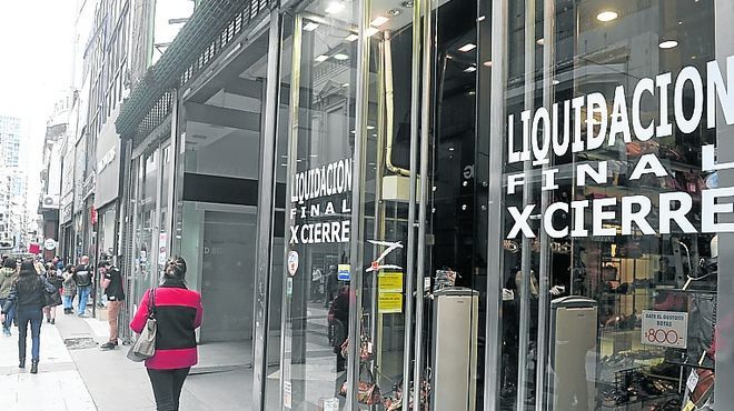 Consumo privado presenta la mayor caída en 7 años Consumo privado presenta la mayor caída en 7 años