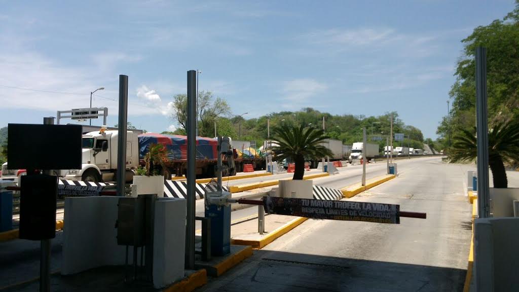 CETEG bloquea caseta de La Venta por dos horas - caseta-venta-CNTE