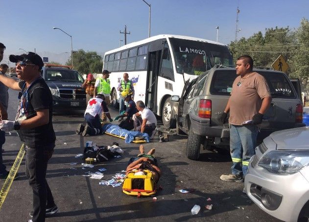 Siete heridos por choque en García, Nuevo León