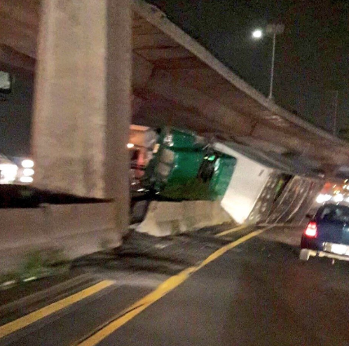 Vuelca camión en la México-Querétaro - choque-cuautitlan
