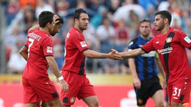 Chicharito fue titular en goleada del Bayer Leverkusen - cq5dam.thumbnail.624.351-3