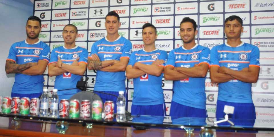 Presenta Cruz Azul a sus refuerzos para el Apertura 2016