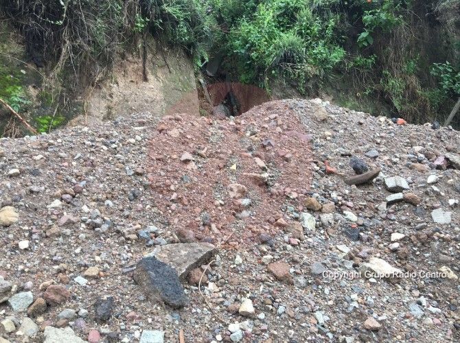 Deslave en Santa Fe por las lluvias - deslave-Puerta-Santa-Fe-Radio-Centro