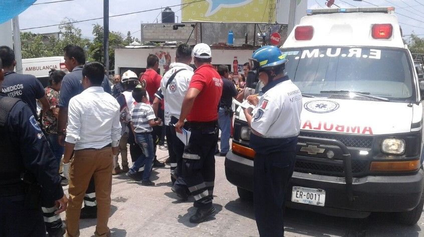Diez heridos por explosión en iglesia de Morelos