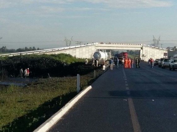 Fuga de hidrocarburo provoca alarma en Puebla - fuga-coronango-UltraPuebla