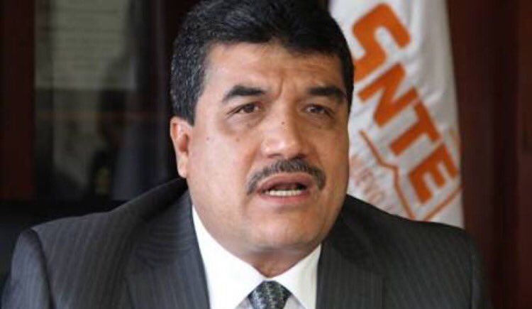 Detienen al líder de la sección 50 del SNTE