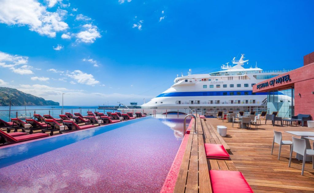 Así luce el hotel de Cristiano Ronaldo - hotel-cristiano-ronaldo-12-1024x631