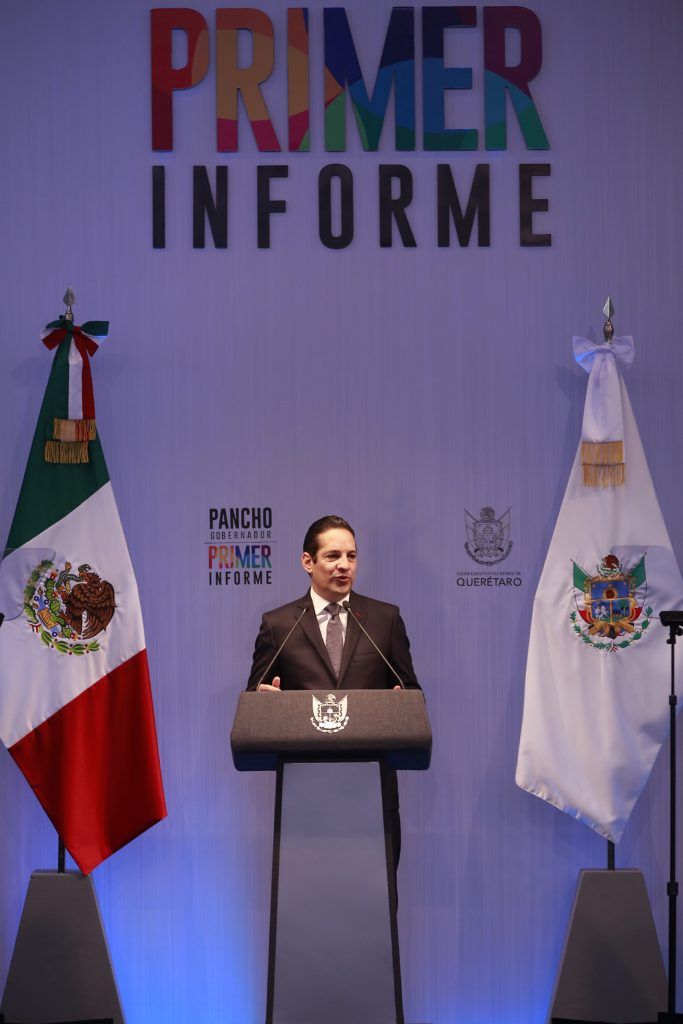 'Nada ofende tanto a la gente como la corrupción': Pancho Domínguez - informe-queretaro-4-683x1024