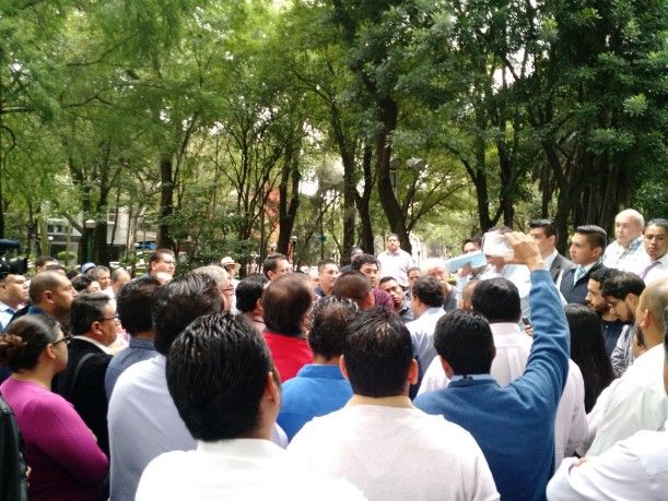 Amenazan con dejar sin servicio de Uber a la Ciudad de México - manifestacion-Uber-camz292623emh