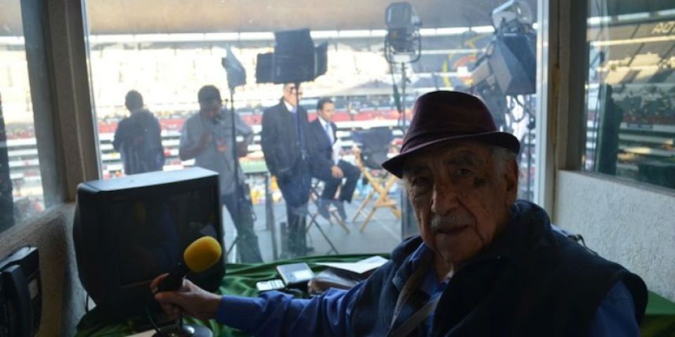 Melquiades Sánchez, La Voz del Azteca, no se retira