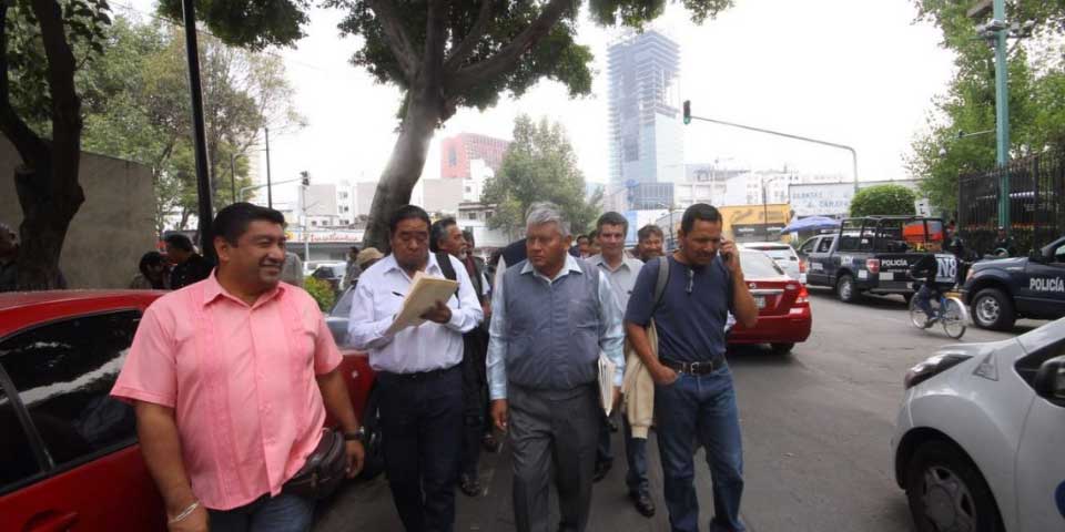 Inicia mesa de negociación entre CNTE y SEGOB