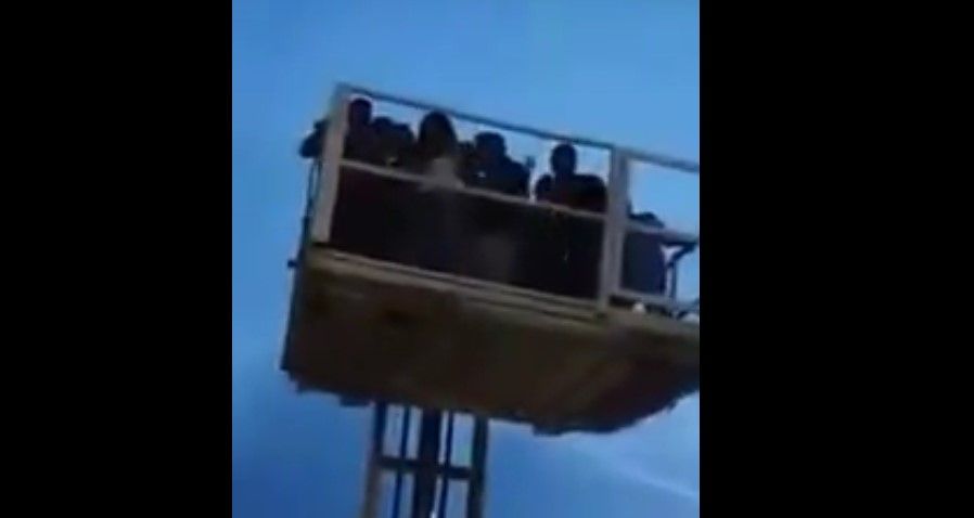 Video: caen de una altura de 8 metros en fiesta patronal