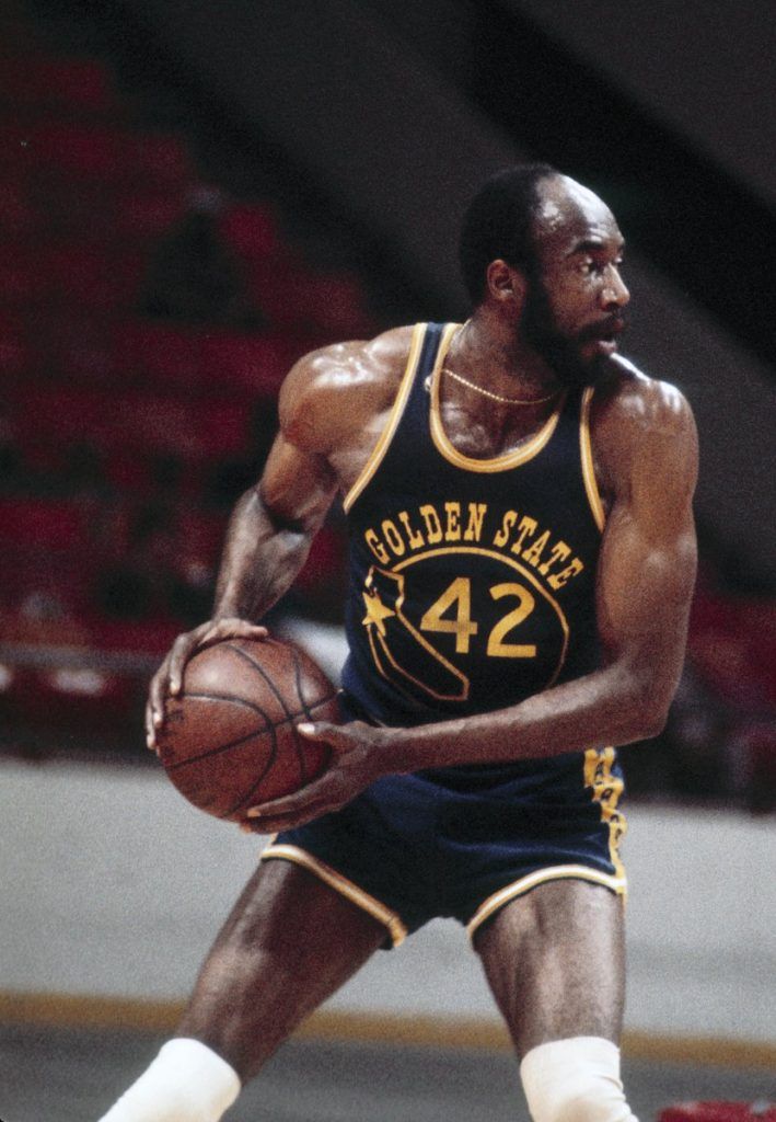 Muere Nate Thurmond, legendario jugador de la NBA - nate-709x1024