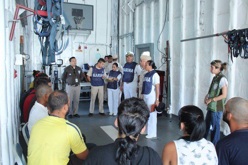 Marina rescata a 12 náufragos cubanos en Yucatán - naufragos-cubanos