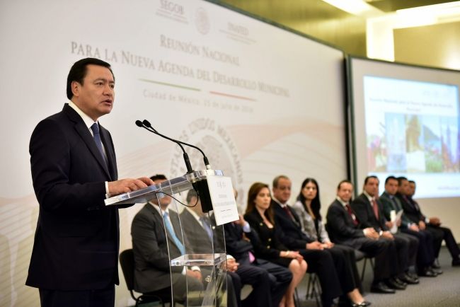 Osorio Chong condena asesinato de alcaldes de Chiapas y Guerrero