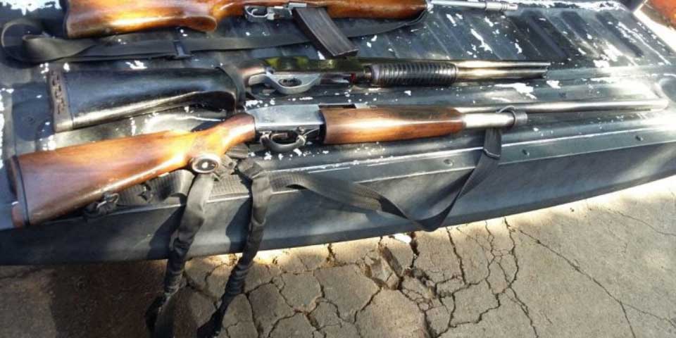 Detiene SSP a ocho policías en Michoacán