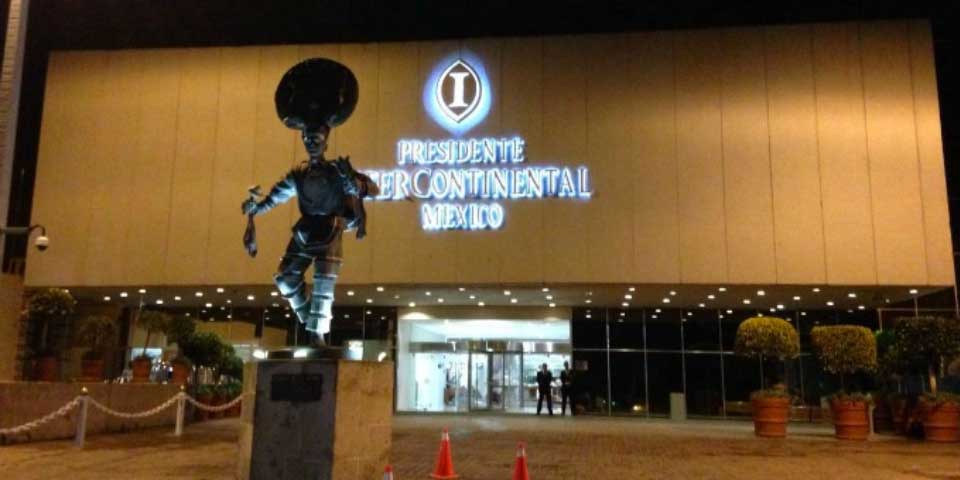 Balean a vocalista de la Banda MS en Polanco Balean a vocalista de la Banda MS en Polanco