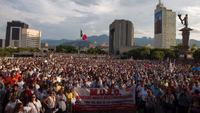Gobierno de Nuevo León usará la fuerza pública contra los bloqueos