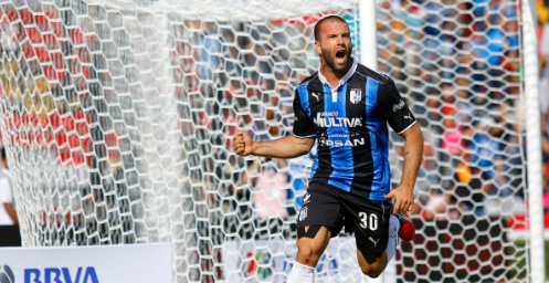 Querétaro continúa invicto, vence 2-1 al Puebla