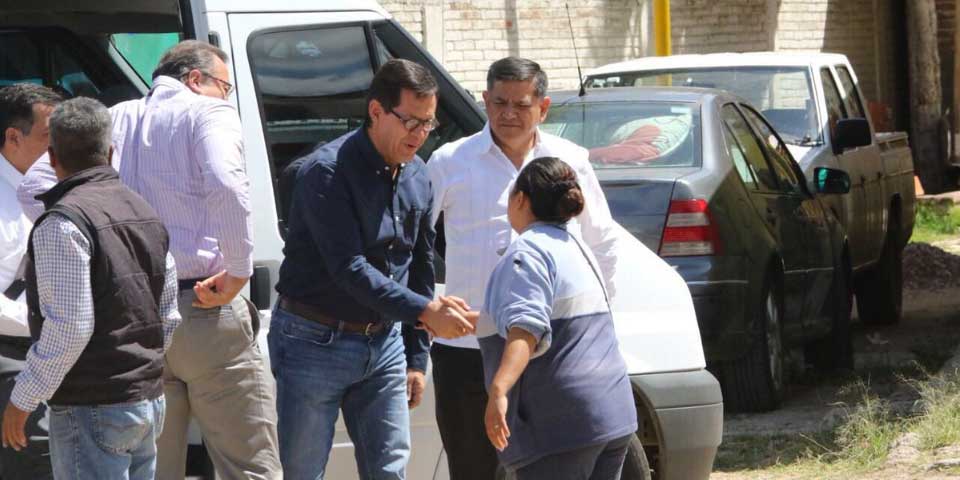 Roberto Campa se reúne con habitantes de Nochixtlán