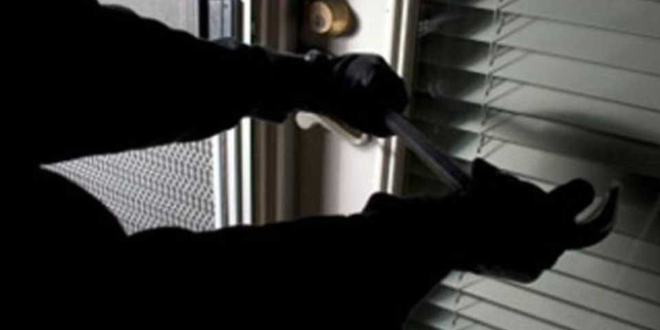 Continúan los robos en casas de las Lomas Continúan los robos en casas de las Lomas