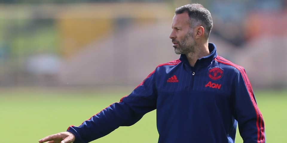 Ryan Giggs deja el Manchester United luego de 29 años