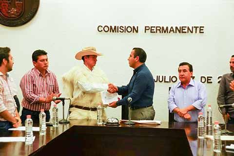 Entregan bastón de mando a nuevo alcalde de San Juan Chamula - san-juan-chamula