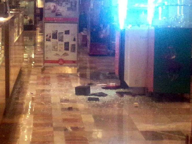 Se llevan más de 50 mil pesos en productos de lujo de Sanborns - sanborns-asalto-torres-lindavista-Excelsior2