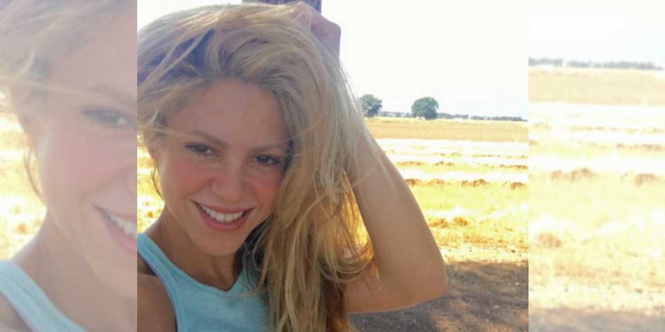 Piqué graba el detrás de cámaras de la selfie de Shakira
