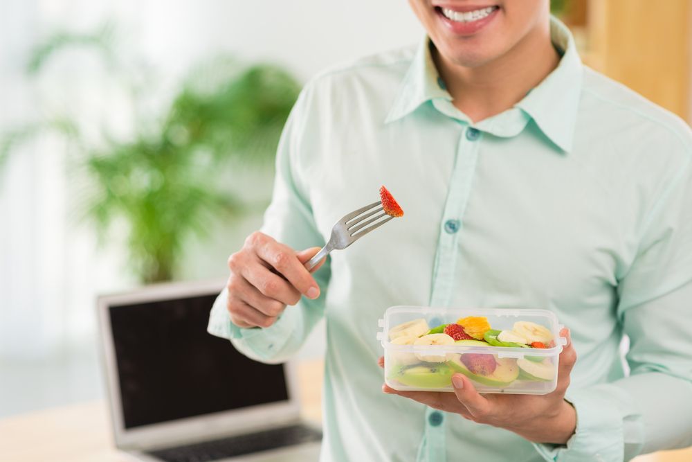 Cinco consejos para controlar tus porciones en el trabajo Cinco consejos para controlar tus porciones en el trabajo