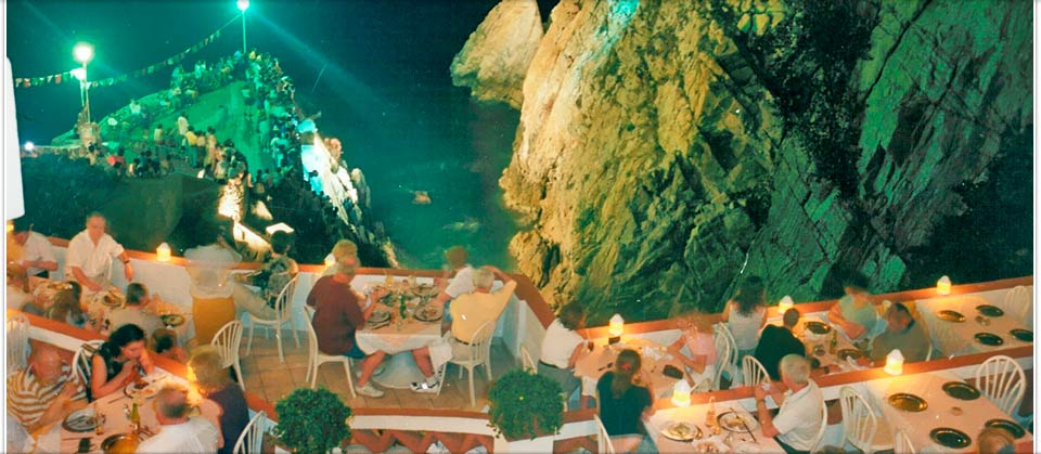 Derrumbes en La Quebrada de Acapulco - slideshow-18