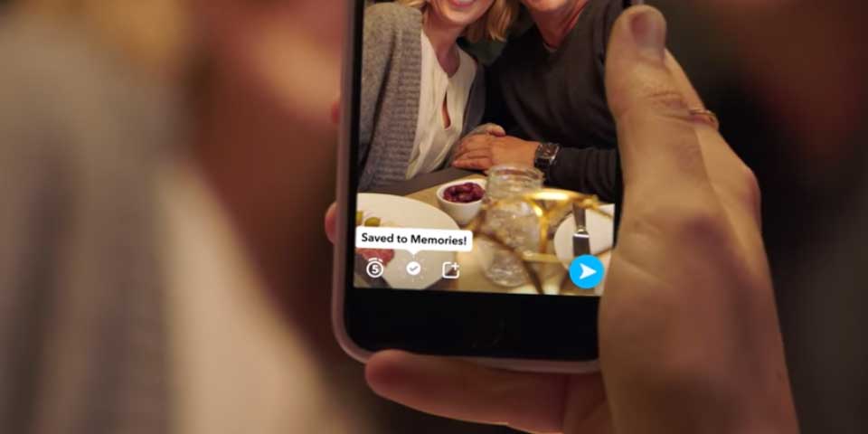 Snapchat ya permite guardar Snaps e Historias