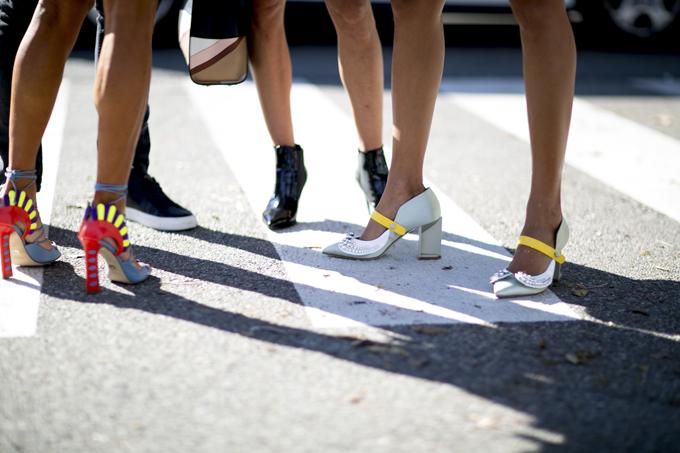 Los riesgos de usar tacones