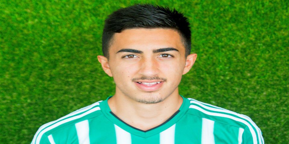 Real Madrid contrata a aficionado del Barcelona