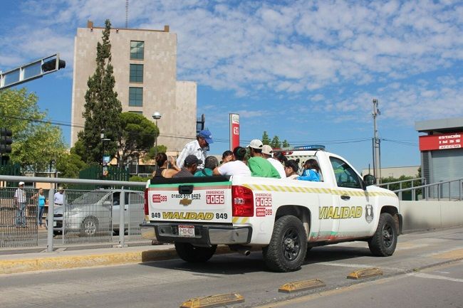 Patrullas ofrecen transporte gratis en Chihuahua - vive-bus-heraldo-chihuahua6