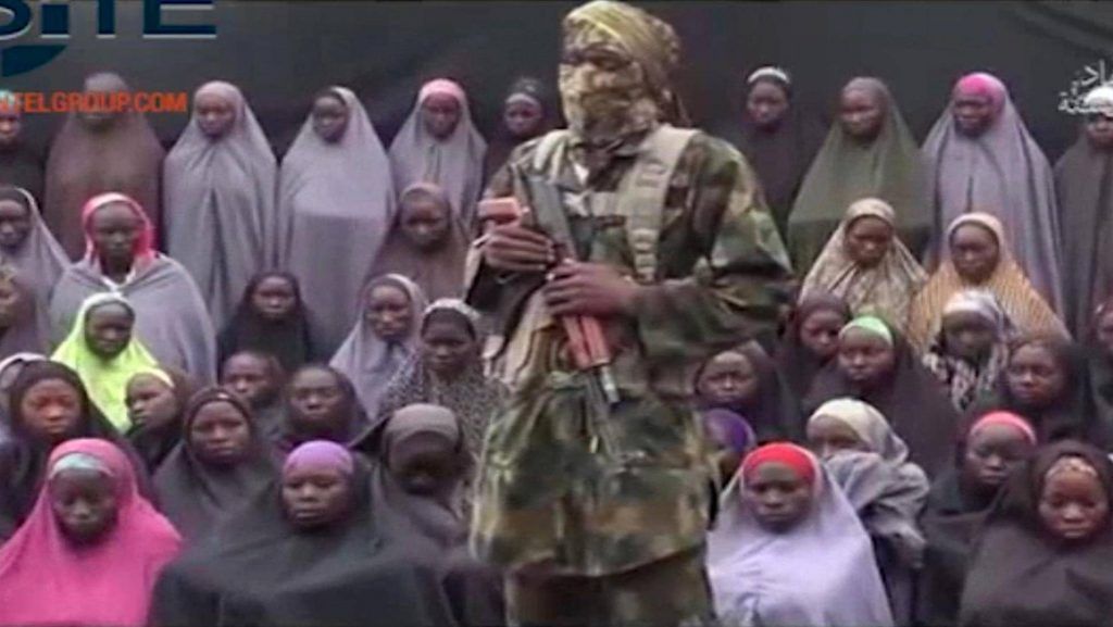 Boko Haram publica video de niñas nigerianas secuestradas - 1471182434_242814_1471195865_noticia_normal_recorte1-1024x577