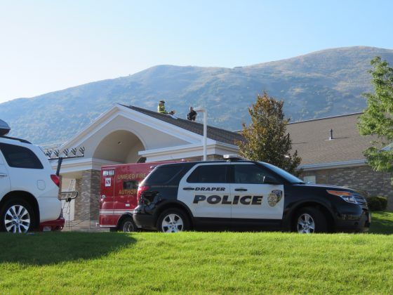 Paracaidista muere en Utah tras estrellarse contra iglesia - 1506338