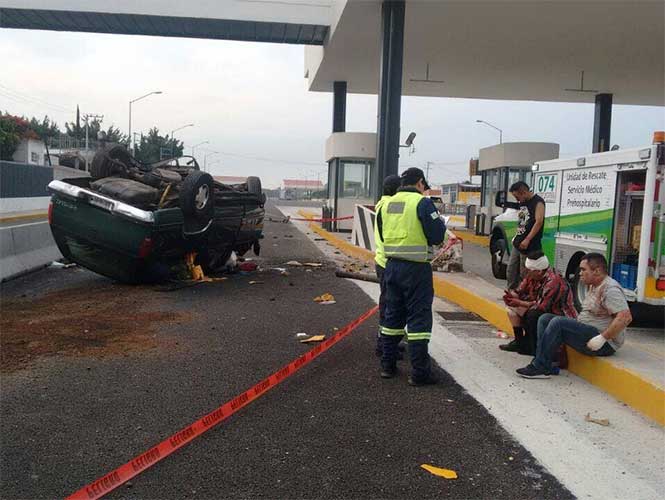 Volcadura mata 5 en La Pera-Cuautla