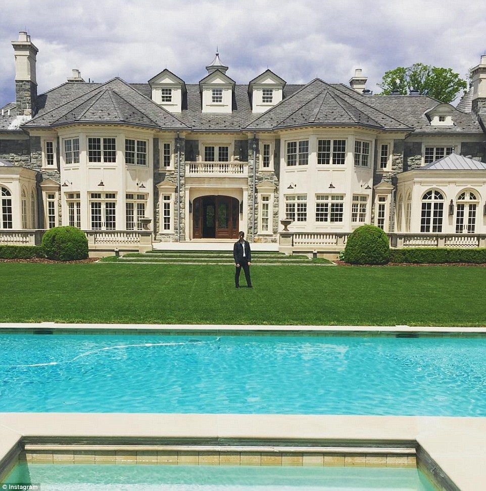 La vida de los niños ricos de Instagram - 35AF392500000578-0-image-m-28_1466951857103